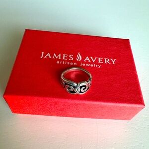 James Avery RETIRED Wave Ring Size 5